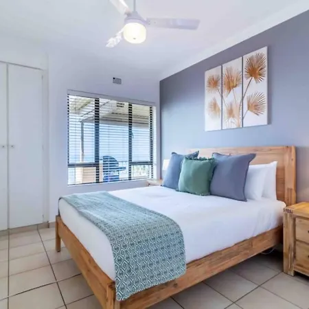 Eighteen Siesta -Family Only Ballito Exterior photo